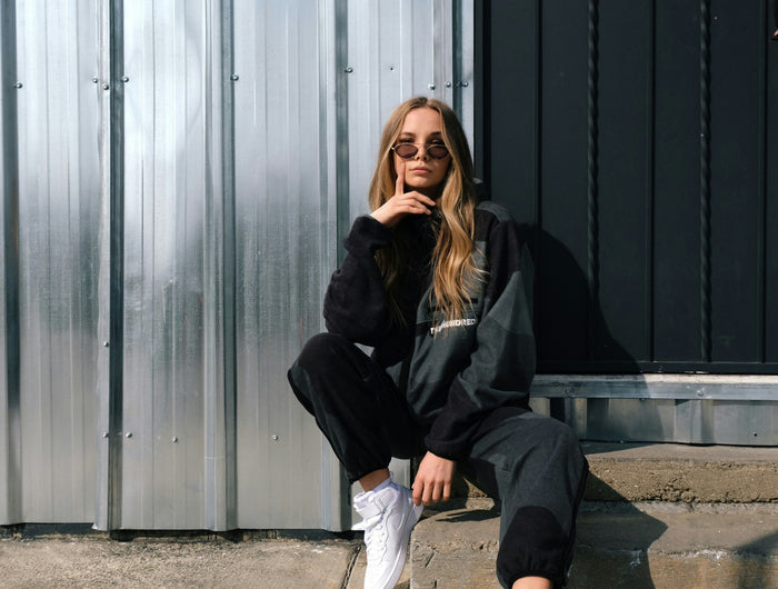 <h2>Essential Vintage:<br/><span style="text-decoration:underline">Classic. Basic. Timeless.</span></h2>